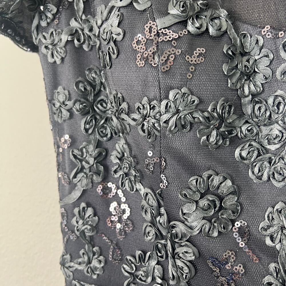 Sue Wong Nocturne Size 8 Short Sleeve Sheath Silver Sequin Cocktail Dress - Picture 6 of 13